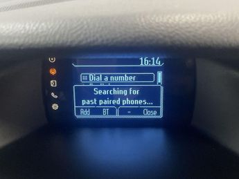 FORD FOCUS 1.0T EcoBoost Zetec Hatchback 5dr Petrol Manual Euro 5 (s/s) (10