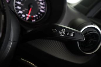 AUDI Q2 1.6 TDI 30 S line S Tronic Euro 6 (s/s) 5dr