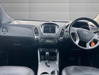 HYUNDAI IX35 2.0 CRDi SE SUV 5dr Diesel Auto 4WD Euro 5 (Nav) (134 bhp)