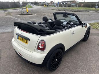 MINI CONVERTIBLE 1.6 One Convertible 2dr Petrol Auto Euro 6 (98 ps)