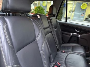 VOLVO XC90 2.4 D5 R-Design Nav SUV 5dr Diesel Geartronic 4WD Euro 5 (200 ps