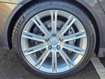 ASTON MARTIN RAPIDE 6.0 V12 Saloon 4dr Petrol T-TronicII Euro 5 (470 bhp)