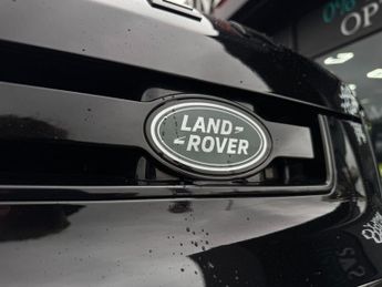 LAND ROVER DEFENDER 3.0 D250 MHEV X-Dynamic SE SUV 5dr Diesel Auto 4WD Euro 6 (s/s) 