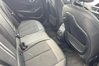 BMW 1 SERIES 1.5 118i Sport Hatchback 5dr Petrol DCT Euro 6 (s/s) (140 ps) &p