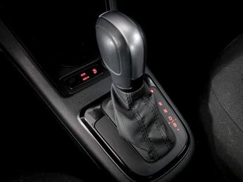 VOLKSWAGEN e-up! 36.8kWh e-up! Hatchback 5dr Electric Auto (82 ps)