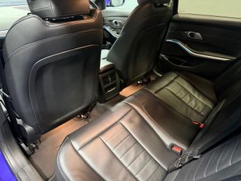 BMW 3 SERIES 2.0 330e 12kWh M Sport Saloon 4dr Petrol Plug-in Hybrid Auto Eur