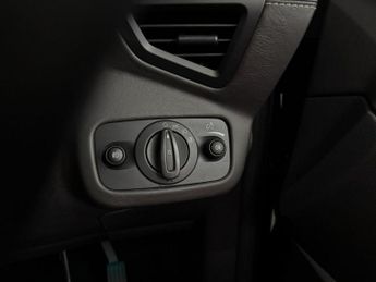 FORD KUGA 2.0 TDCi Vignale SUV 5dr Diesel Powershift AWD Euro 6 (s/s) (180