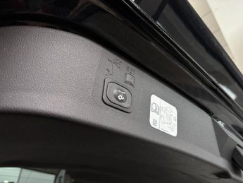 FORD KUGA 2.0 TDCi Vignale SUV 5dr Diesel Powershift AWD Euro 6 (s/s) (180