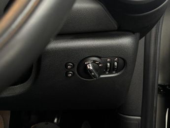 MINI HATCH 2.0 Cooper S Exclusive Hatchback 3dr Petrol Steptronic Euro 6 (s