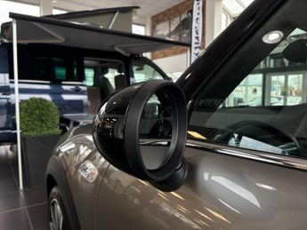 MINI HATCH 2.0 Cooper S Exclusive Hatchback 3dr Petrol Steptronic Euro 6 (s