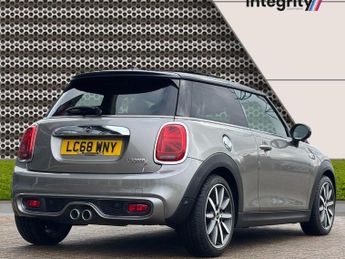 MINI HATCH 2.0 Cooper S Exclusive Hatchback 3dr Petrol Steptronic Euro 6 (s