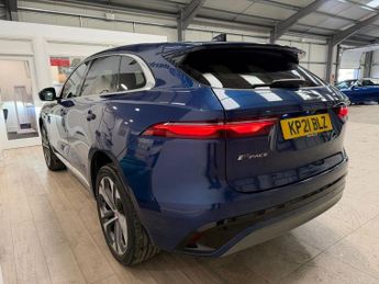 JAGUAR F-PACE 2.0 D200 MHEV R-Dynamic HSE SUV 5dr Diesel Auto AWD Euro 6 (s/s)