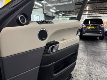 LAND ROVER RANGE ROVER SPORT 3.0 SD V6 HSE SUV 5dr Diesel Auto 4WD Euro 6 (s/s) (306 ps)