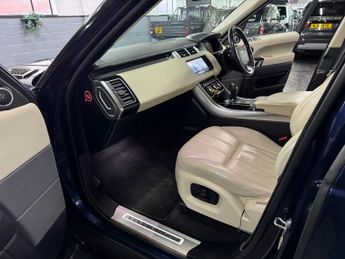 LAND ROVER RANGE ROVER SPORT 3.0 SD V6 HSE SUV 5dr Diesel Auto 4WD Euro 6 (s/s) (306 ps)