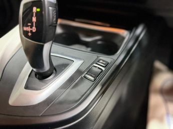 BMW 3 SERIES 2.0 320d SE Touring 5dr Diesel Auto xDrive Euro 5 (s/s) (184 ps)