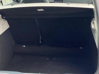 RENAULT ZOE R110 52kWh Iconic Hatchback 5dr Electric Auto (i) (107 bhp)