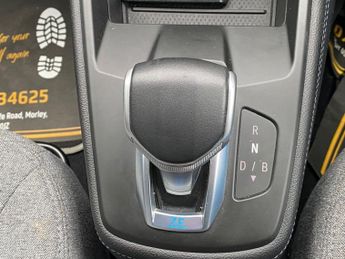 RENAULT ZOE R110 52kWh Iconic Hatchback 5dr Electric Auto (i) (107 bhp)