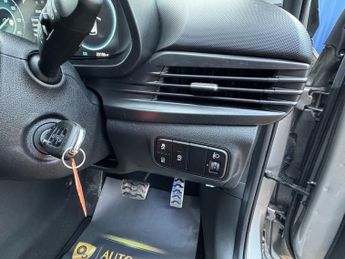 HYUNDAI BAYON 1.0 T-GDi MHEV SE Connect SUV 5dr Petrol Hybrid DCT Euro 6 (s/s)