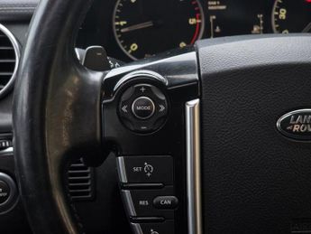 LAND ROVER DISCOVERY 4 3.0 SD V6 HSE SUV 5dr Diesel Auto 4WD Euro 5 (s/s) (255 bhp)