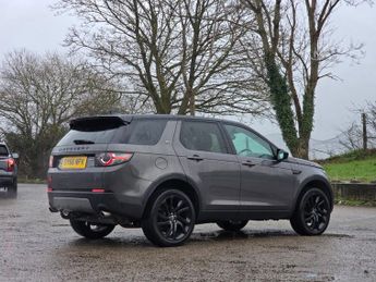LAND ROVER DISCOVERY SPORT 2.0 TD4 HSE Black SUV 5dr Diesel Auto 4WD Euro 6 (s/s) (180 ps)