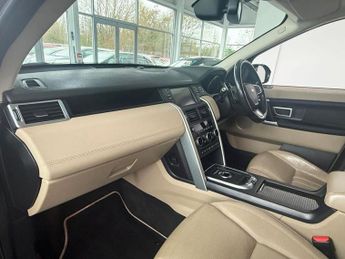 LAND ROVER DISCOVERY SPORT 2.0 TD4 HSE SUV 5dr Diesel Auto 4WD Euro 6 (s/s) (180 ps) EXTENS