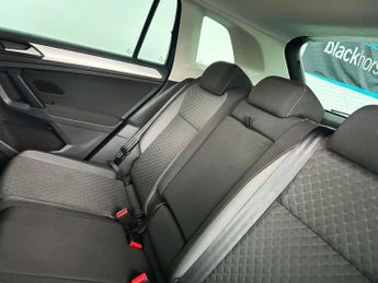 VOLKSWAGEN TIGUAN 2.0 TDI Match SUV 5dr Diesel DSG 4Motion Euro 6 (s/s) (150 ps) F