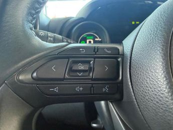 TOYOTA YARIS 1.5 VVT-h Design Hatchback 5dr Petrol Hybrid E-CVT Euro 6 (s/s) 