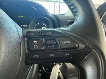TOYOTA YARIS 1.5 VVT-h Design Hatchback 5dr Petrol Hybrid E-CVT Euro 6 (s/s) 