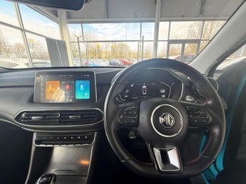 MG MG HS 1.5 T-GDI SE SUV 5dr Petrol DCT Euro 6 (s/s) (162 ps)