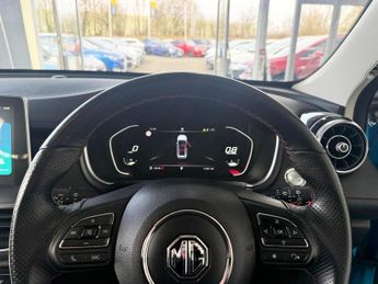 MG MG HS 1.5 T-GDI SE SUV 5dr Petrol DCT Euro 6 (s/s) (162 ps)