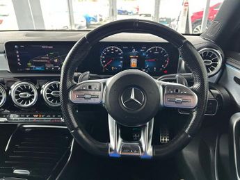 MERCEDES-BENZ A-CLASS 2.0 A35 AMG (Premium) Hatchback 5dr Petrol SpdS DCT 4MATIC Euro 