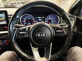 KIA XCEED 1.4 T-GDi 3 SUV 5dr Petrol DCT Euro 6 (s/s) (138 bhp)