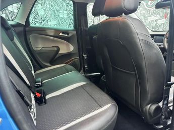 VAUXHALL CROSSLAND X 1.2 Turbo Elite Nav SUV 5dr Petrol Auto Euro 6 (s/s) (130 ps)