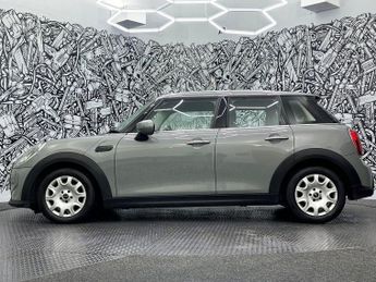 MINI HATCH 1.5 One Classic Hatchback 5dr Petrol Steptronic Euro 6 (s/s) (10