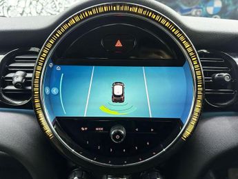 MINI HATCH 1.5 One Classic Hatchback 5dr Petrol Steptronic Euro 6 (s/s) (10