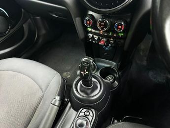 MINI HATCH 1.5 One Classic Hatchback 5dr Petrol Steptronic Euro 6 (s/s) (10