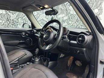 MINI HATCH 1.5 One Classic Hatchback 5dr Petrol Steptronic Euro 6 (s/s) (10