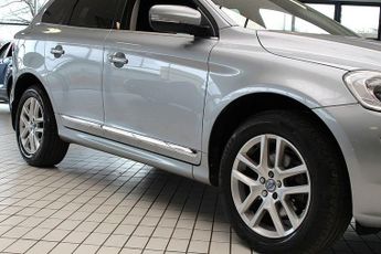 VOLVO XC60 2.4 D4 SE Lux Nav SUV 5dr Diesel Auto AWD Euro 6 (s/s) (190 ps)