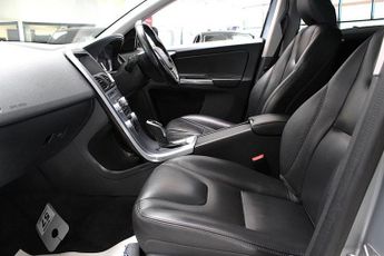 VOLVO XC60 2.4 D4 SE Lux Nav SUV 5dr Diesel Auto AWD Euro 6 (s/s) (190 ps)