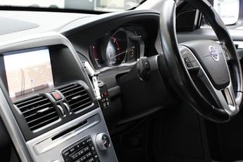 VOLVO XC60 2.4 D4 SE Lux Nav SUV 5dr Diesel Auto AWD Euro 6 (s/s) (190 ps)