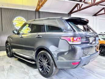 LAND ROVER RANGE ROVER SPORT 3.0 SD V6 HSE Dynamic SUV 5dr Diesel Auto 4WD Euro 6 (s/s) (306 