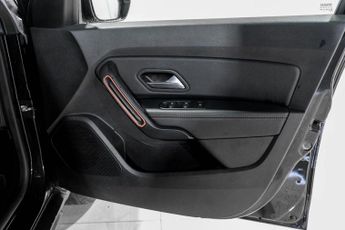 DACIA DUSTER 1.3 TCe Extreme SE SUV 5dr Petrol EDC Euro 6 (s/s) (150 ps)