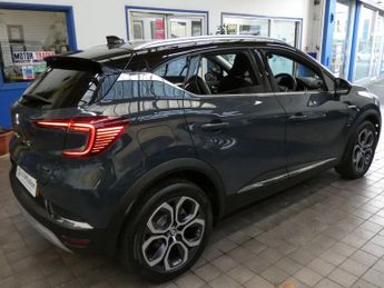 RENAULT CAPTUR 1.6 E-TECH 9.8kWh techno SUV 5dr Petrol Plug-in Hybrid Auto Euro