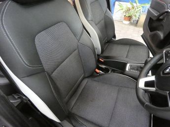 RENAULT CAPTUR 1.6 E-TECH 9.8kWh techno SUV 5dr Petrol Plug-in Hybrid Auto Euro