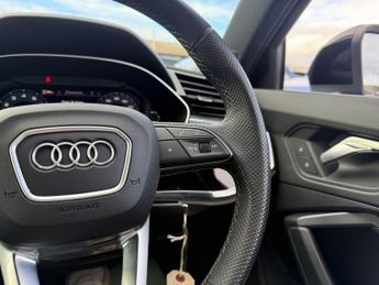 AUDI Q3 2.0 TFSI 40 S line SUV 5dr Petrol S Tronic quattro Euro 6-1 OWNE