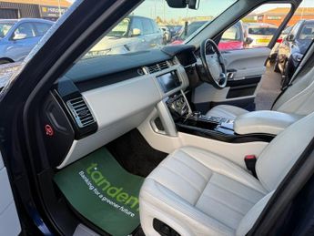 LAND ROVER RANGE ROVER 3.0 TD V6 Vogue SUV 5dr Diesel Auto 4WD Euro 6 (s/s) (258 ps) 1 