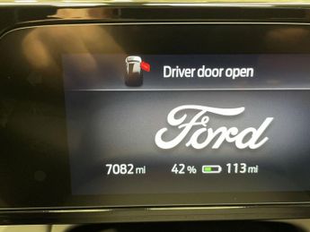 FORD EXPLORER Extended Range 77kWh Premium SUV 5dr Electric Auto (286 ps)