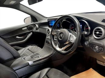 MERCEDES-BENZ GLC 2.0 GLC300h MHEV AMG Line SUV 5dr Petrol Hybrid G-Tronic+ 4MATIC