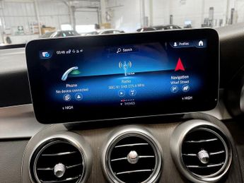 MERCEDES-BENZ GLC 2.0 GLC300h MHEV AMG Line SUV 5dr Petrol Hybrid G-Tronic+ 4MATIC