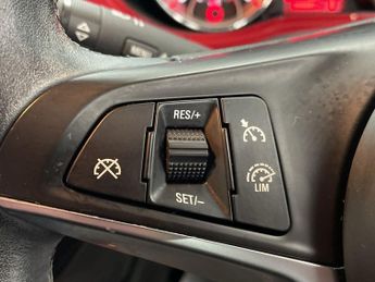 VAUXHALL ADAM 1.4 16v SLAM Hatchback 3dr Petrol Manual Euro 5 (100 ps) - AA IN